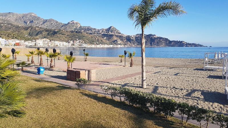 B&B Mimosa Giardini Naxos Exterior photo